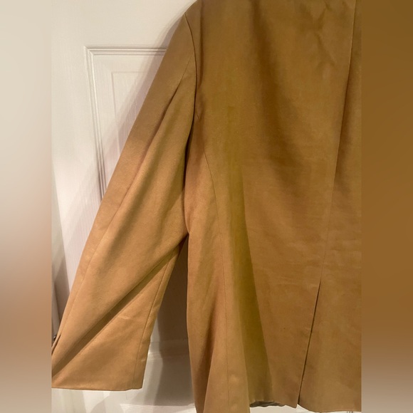 Chaps Tan Sport Coat with Notched Lapels - Picture 7 of 15